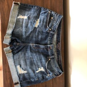 Jenifer Lopez boyfriend short